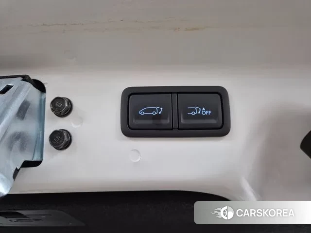 Hyundai Staria 2025 Белый из Кореи, фото 6