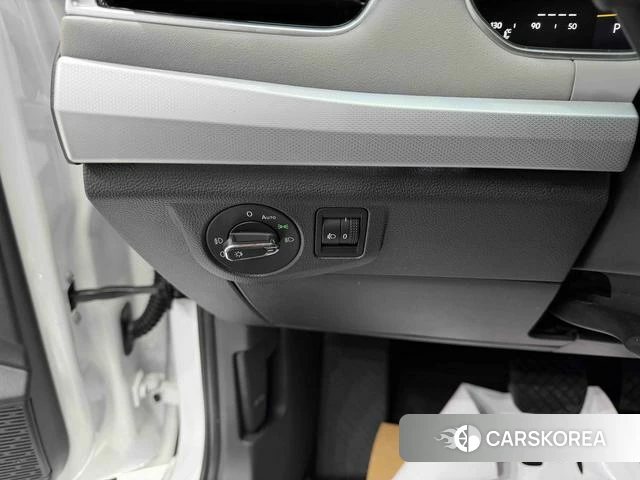 Volkswagen Bora 2023 Белый из Китая, фото 6