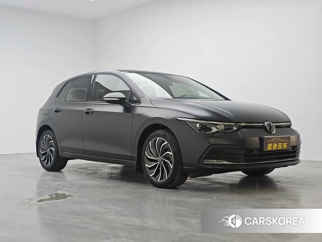 Volkswagen Golf 2022 Темно-серый из Китая, фото 6