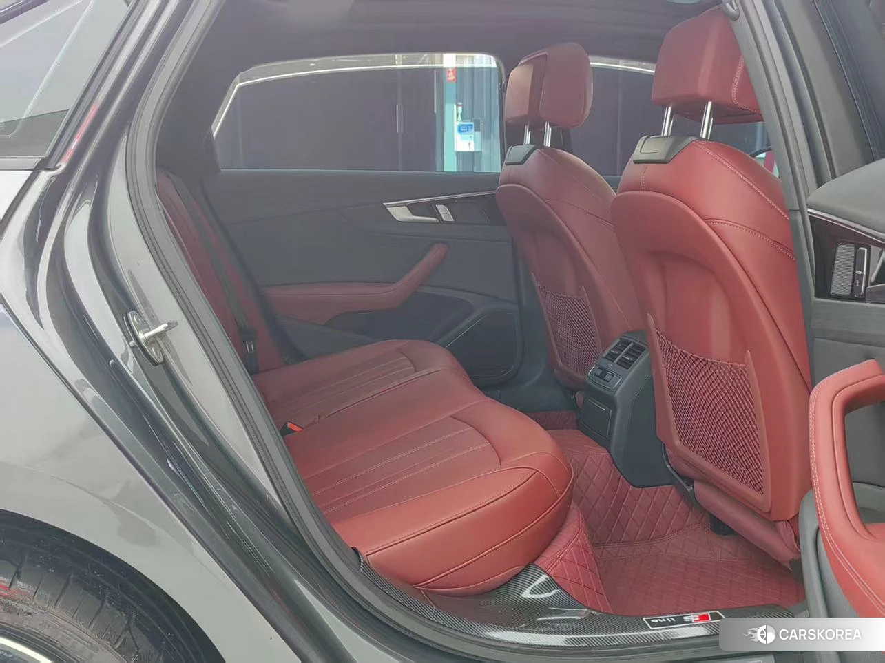 Audi A4L 2023 Темно-серый из Китая, фото 6