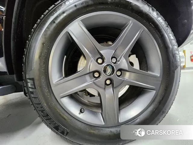 Land Rover Defender (L663) 2024 Черный из Кореи, фото 6