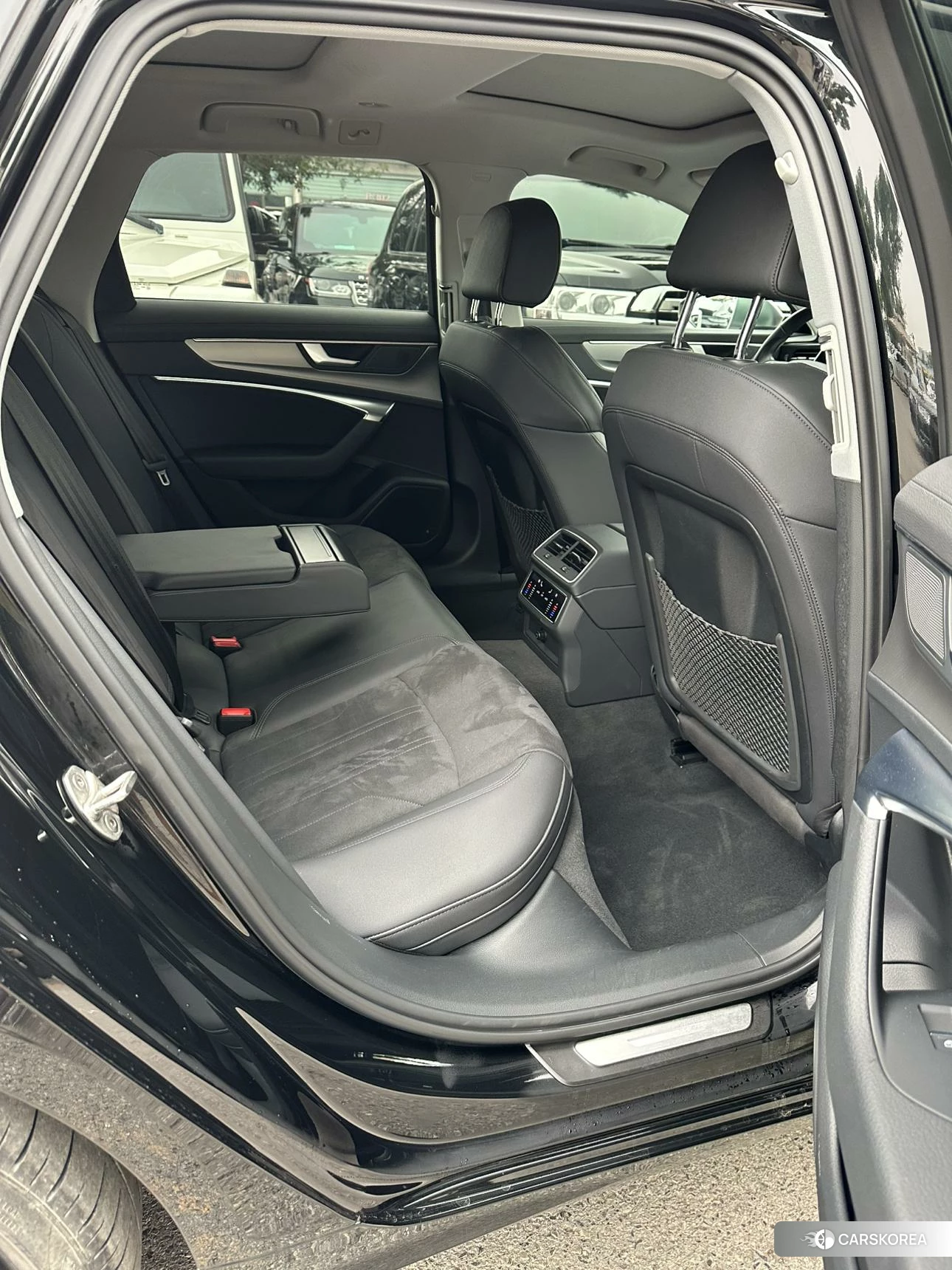 Audi A6 (import) 2021 Черный из Китая, фото 6