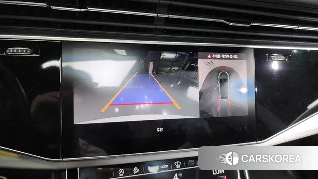 Audi Q8 (4M) 2023 Белый из Кореи, фото 6