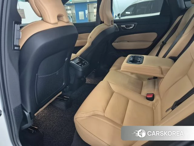 Volvo XC60 second Generation 2025 Белый из Кореи, фото 6