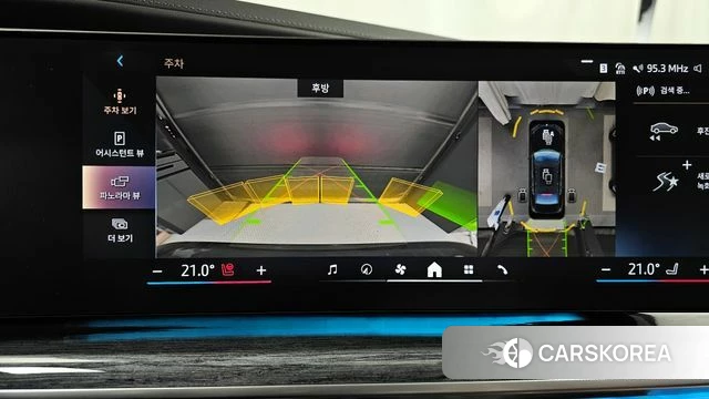 BMW 7 Series (G70) 2024 Черный из Кореи, фото 6