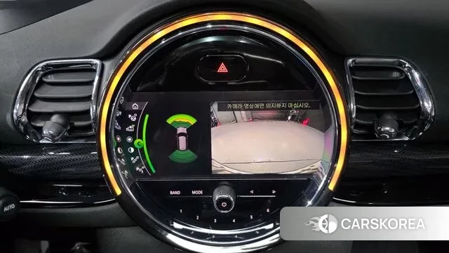 Mini Cooper Clubman 2021 Жемчужный цвет из Кореи, фото 6