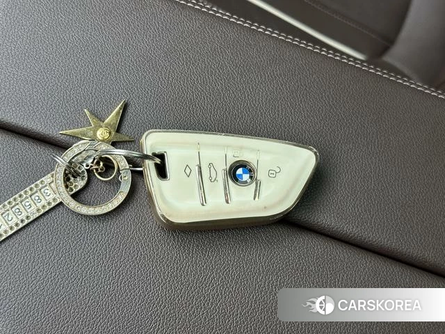 BMW 5 series 2022 Черный из Китая, фото 6