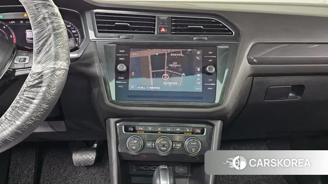 Volkswagen Tiguan Allspace 2018 Белый из Кореи, фото 6