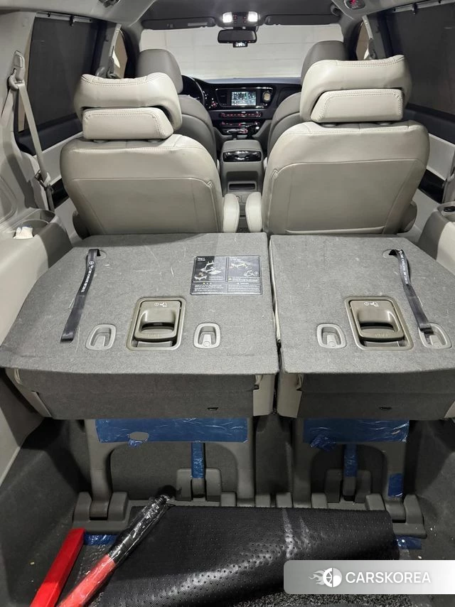 Kia The New Carnival 2019 Серый из Кореи, фото 6