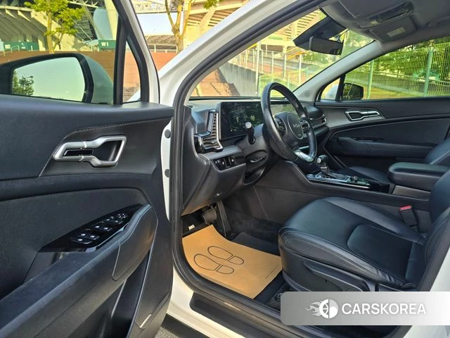 Kia Sportage 5th Generation 2022 Белый из Кореи, фото 6