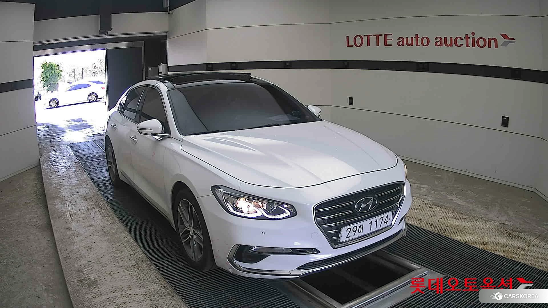 Hyundai Grandeur 2019 Белый из Кореи, фото 6