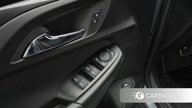 Chevrolet (GM Daewoo) Trailblazer 2021 Серый из Кореи, фото 6