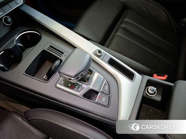 Audi A4L 2021 Белый из Китая, фото 6