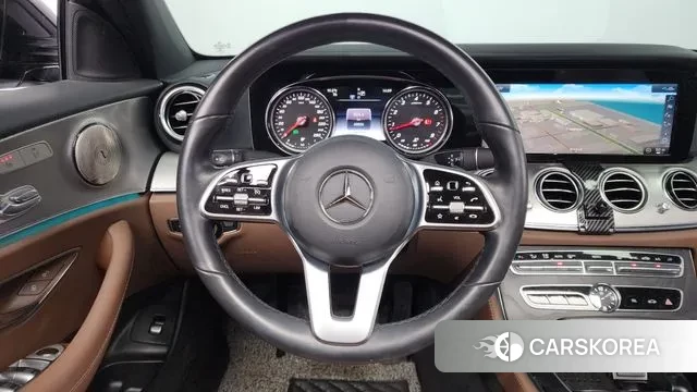 Mercedes-Benz E-Class W213 2020 Серебряный из Кореи, фото 6