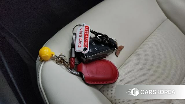 Cadillac XT4 2022 Белый из Кореи, фото 6