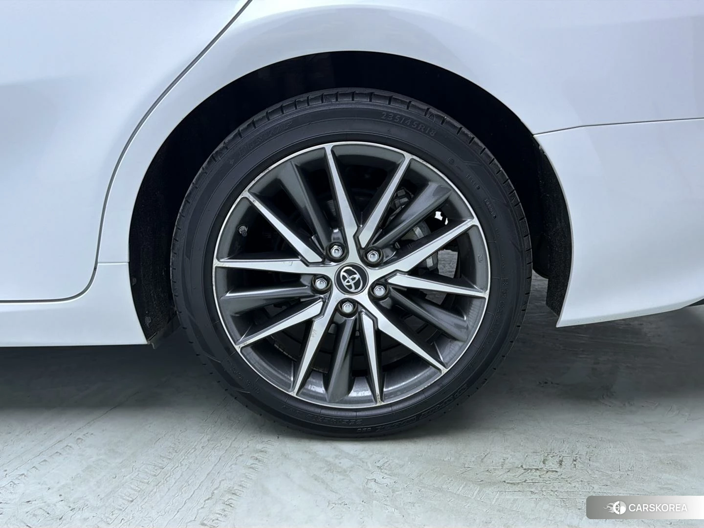 Toyota Camry 2021 Белый из Китая, фото 6