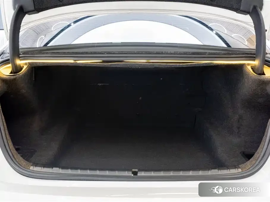 BMW 5 series 2022 Белый из Китая, фото 6