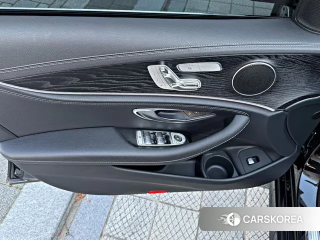 Mercedes-Benz E-Class W213 2020 Черный из Кореи, фото 6