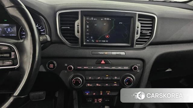 Kia Sportage 4th Generation 2018 Белый из Кореи, фото 6