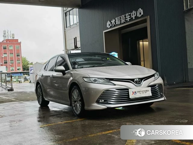 Toyota Camry 2021 Шампань из Китая, фото 6