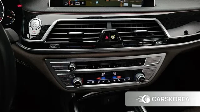 BMW 7 Series (G11) 2018 Черный из Кореи, фото 6