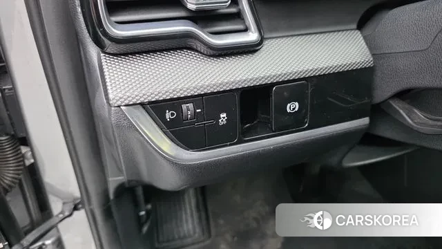 Kia Sportage 5th Generation 2021 Серебристо-серый из Кореи, фото 6