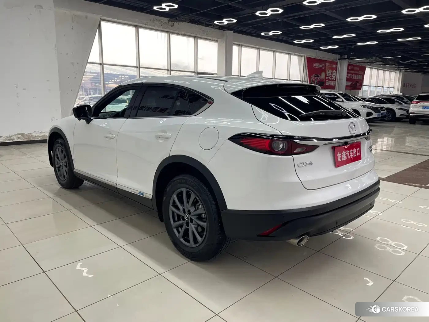 Mazda CX-4 2023 Белый из Китая, фото 6