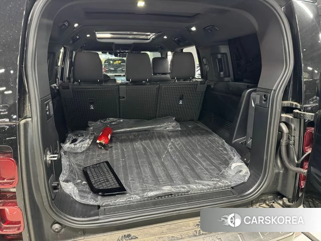 Land Rover Defender (L663) 2024 Черный из Кореи, фото 6