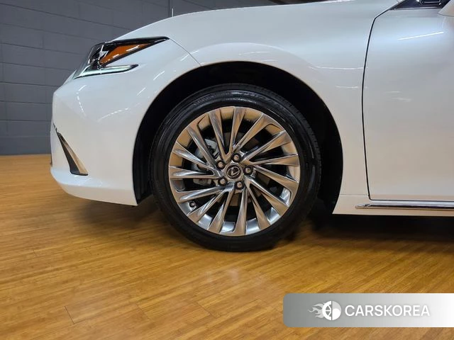 Lexus ES300h 7th generation id 4441569 из Кореи 6