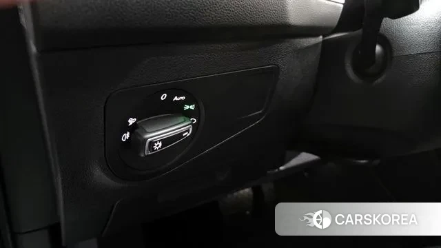 Volkswagen Tiguan second Generation 2023 Белый из Кореи, фото 6