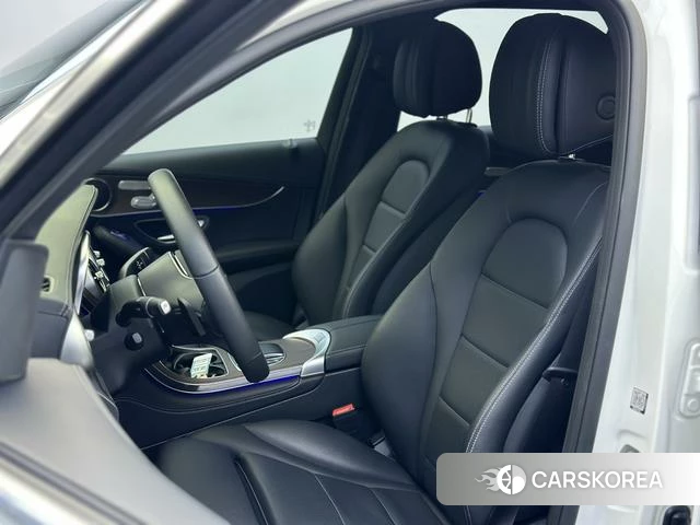 Mercedes-Benz GLC 2022 Белый из Китая, фото 6