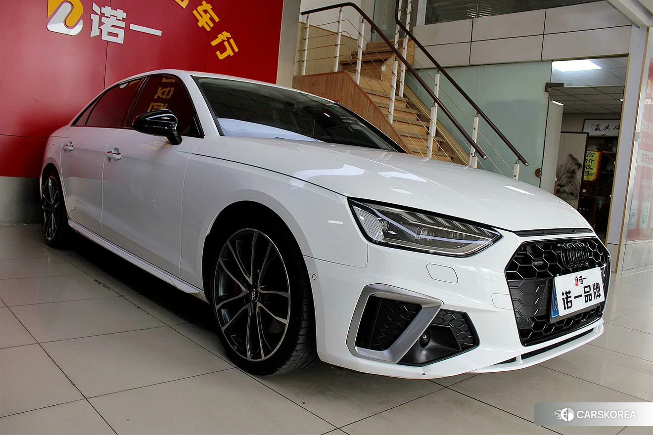 Audi A4L 2021 Белый из Китая, фото 6