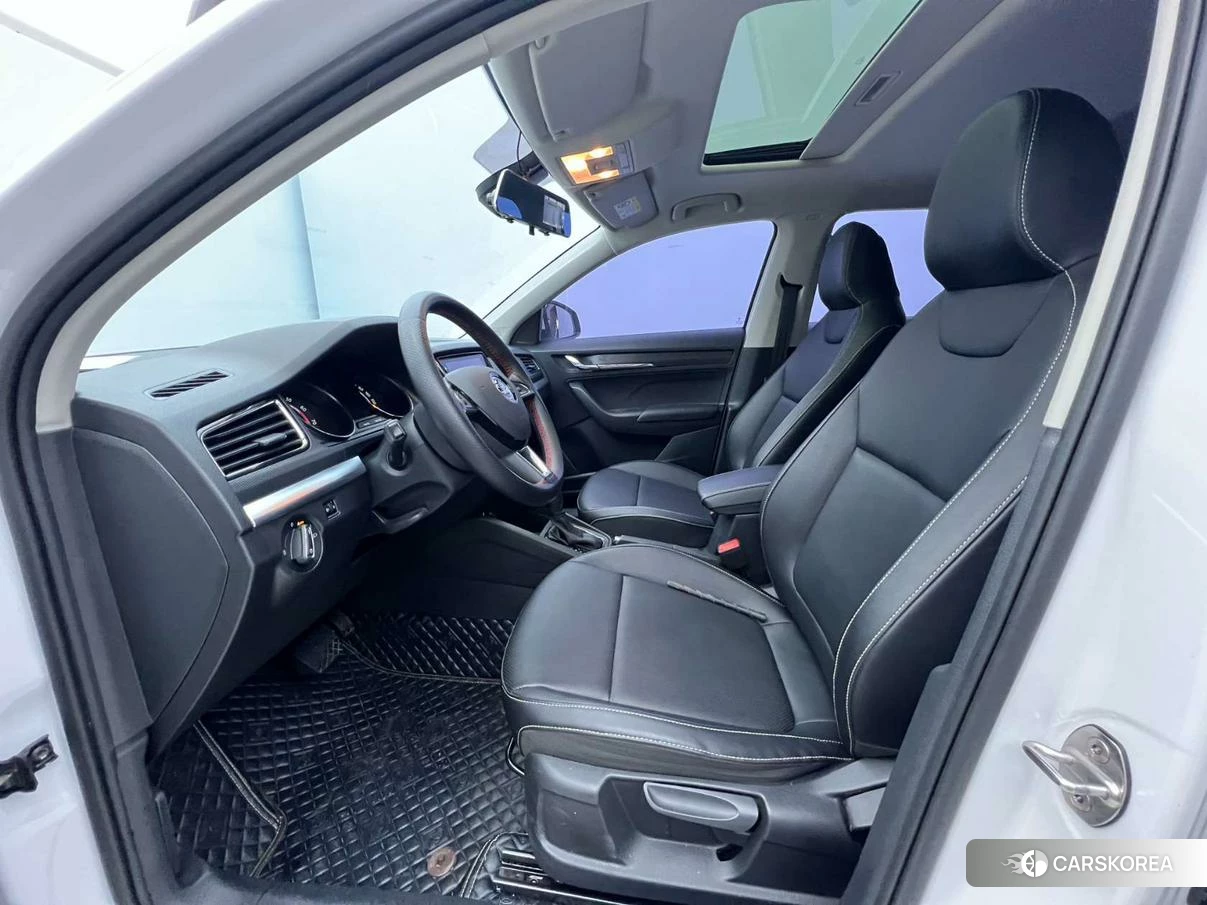 Skoda Komick 2022 Белый из Китая, фото 6