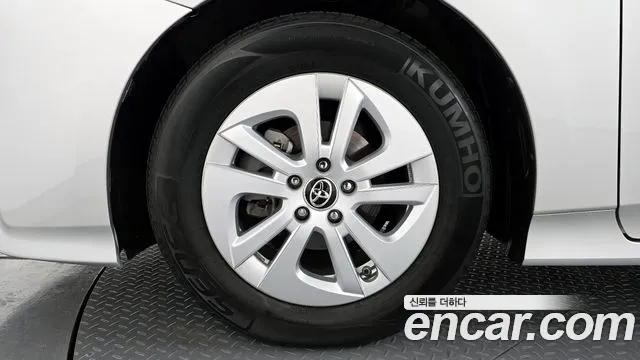 Toyota Prius 4th Generation id 2676612 из Кореи 6