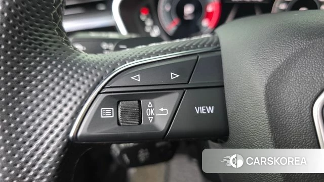 Audi Q3 (F3) 2023 Белый из Кореи, фото 6