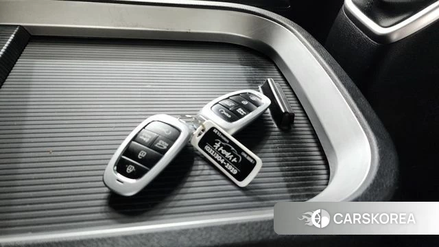 Hyundai Staria 2022 Белый из Кореи, фото 6