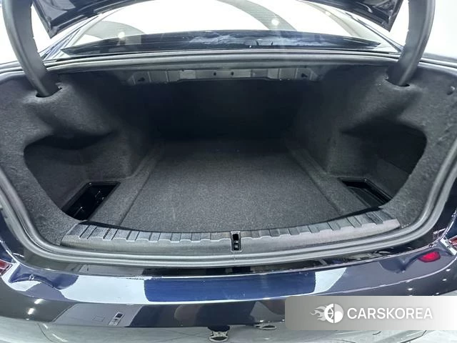 BMW 3 series 2022 Черный из Китая, фото 6