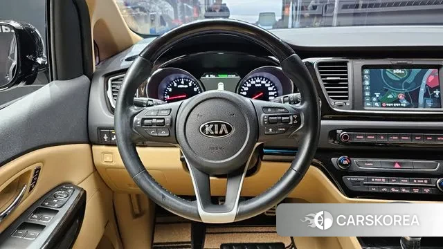 Kia The New Carnival 2018 Черный из Кореи, фото 6