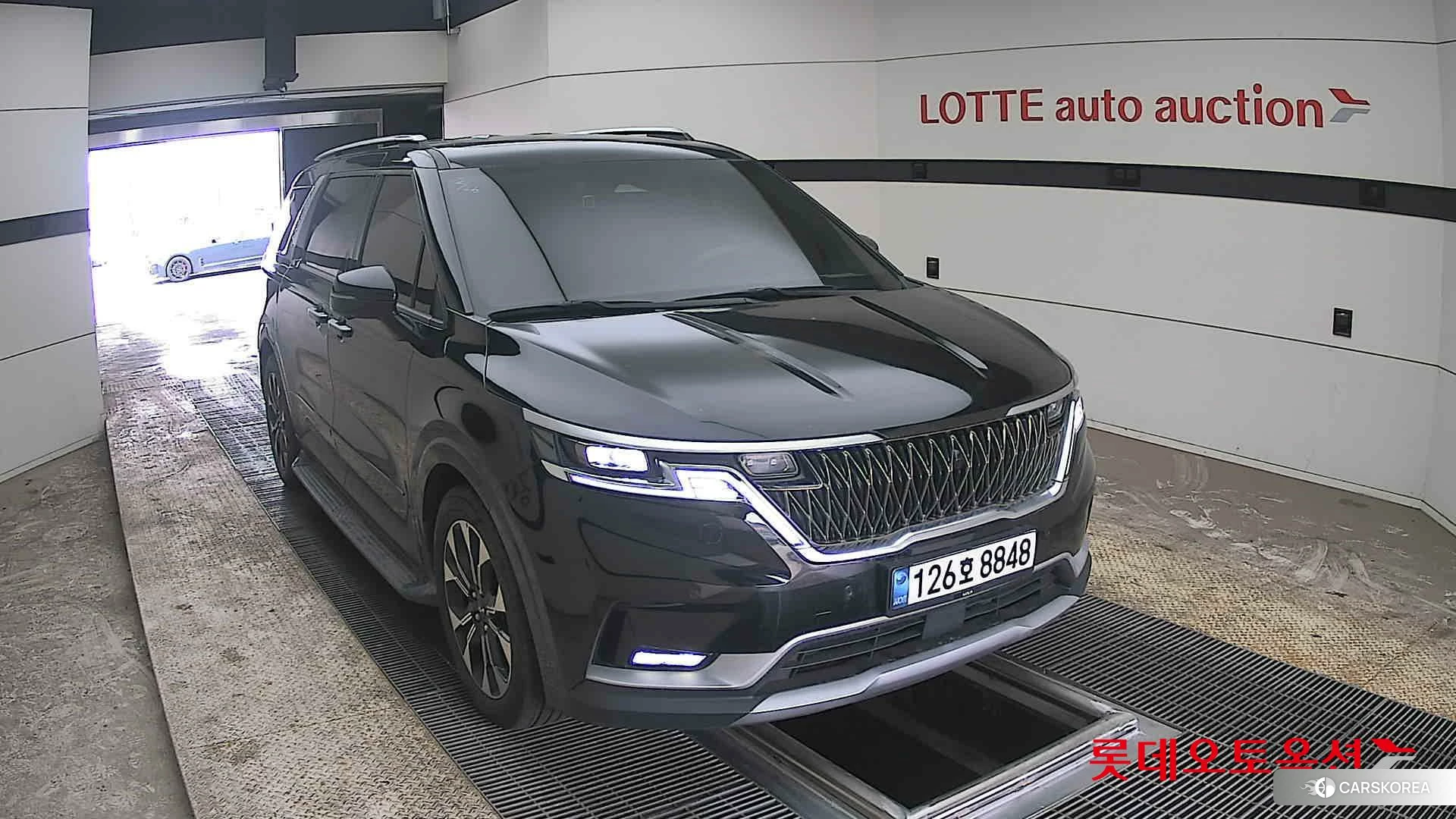 Kia Carnival 2021 Черный из Кореи, фото 6