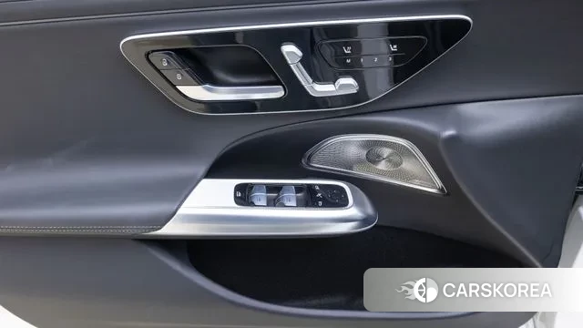 Mercedes-Benz E-Class W214 2024 Белый из Кореи, фото 6