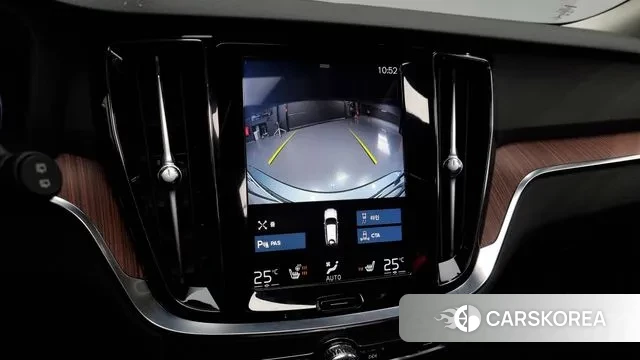 Volvo V60 Cross-Country 2nd Generation 2019 Серый из Кореи, фото 6