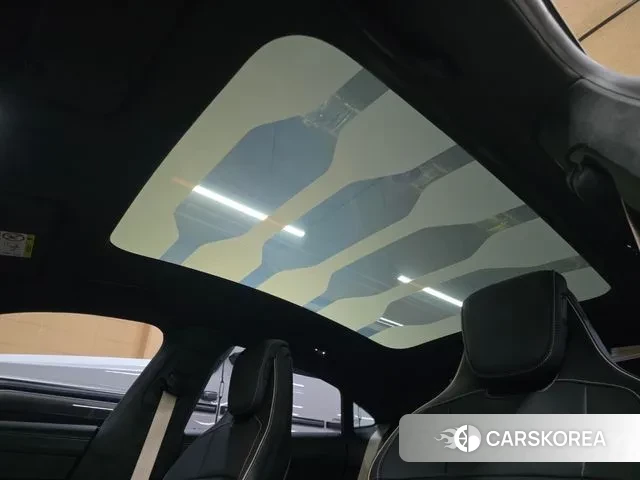 Porsche Taycan 2025 Красный из Кореи, фото 6