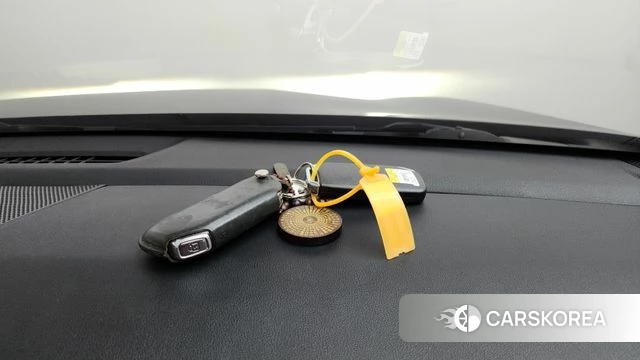 Kia K5 3rd generation 2023 Серый из Кореи, фото 6