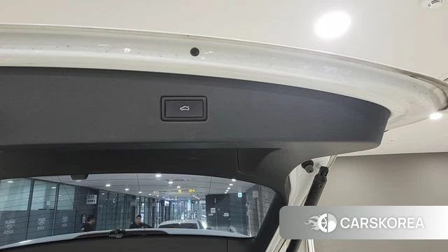 Volkswagen Tiguan second Generation 2022 Белый из Кореи, фото 6