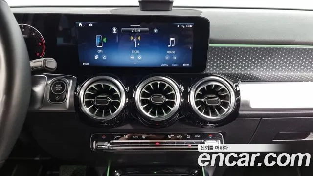 Mercedes-Benz GLB-Class X247 2024 Белый из Кореи, фото 6