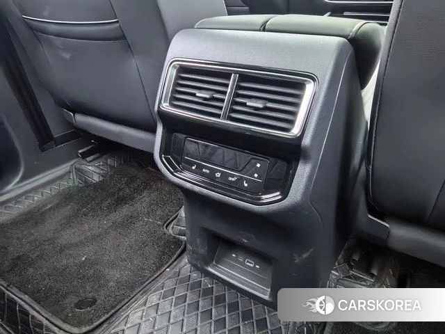 Volkswagen Tourang 2025 Черный из Китая, фото 6