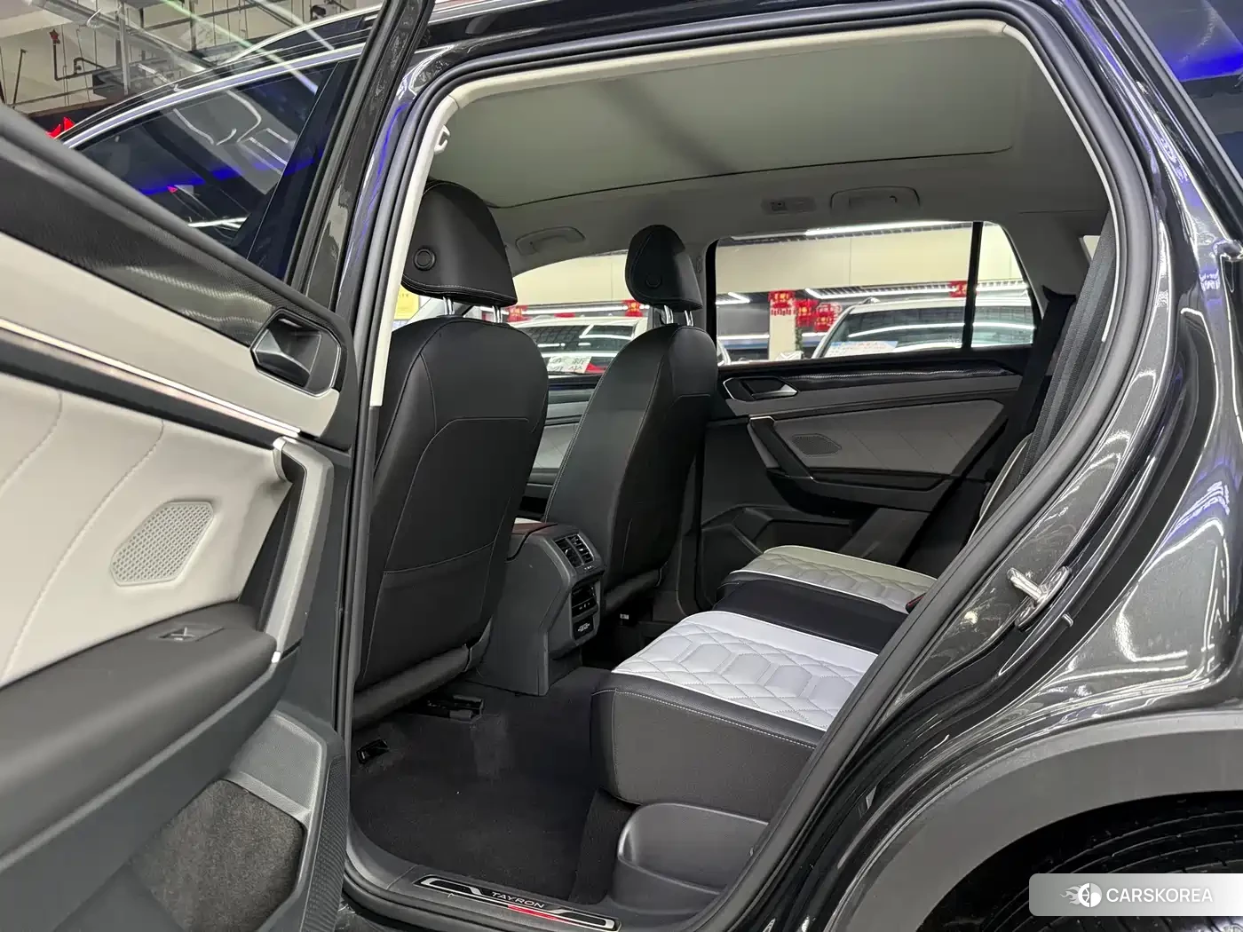 Volkswagen Tayron 2023 Silver/gray из Китая, фото 6