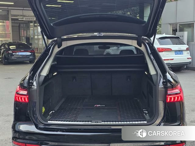 Audi A6 (import) 2023 Черный из Китая, фото 6