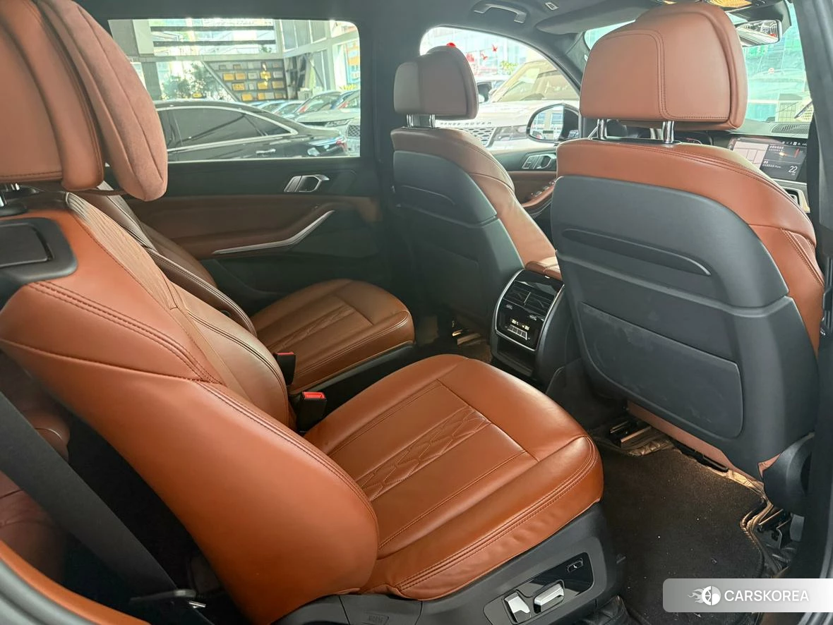 BMW X7 2020 Черный из Китая, фото 6