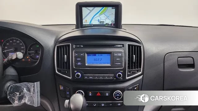 Hyundai Grand Starex 2018 Серебряный из Кореи, фото 6